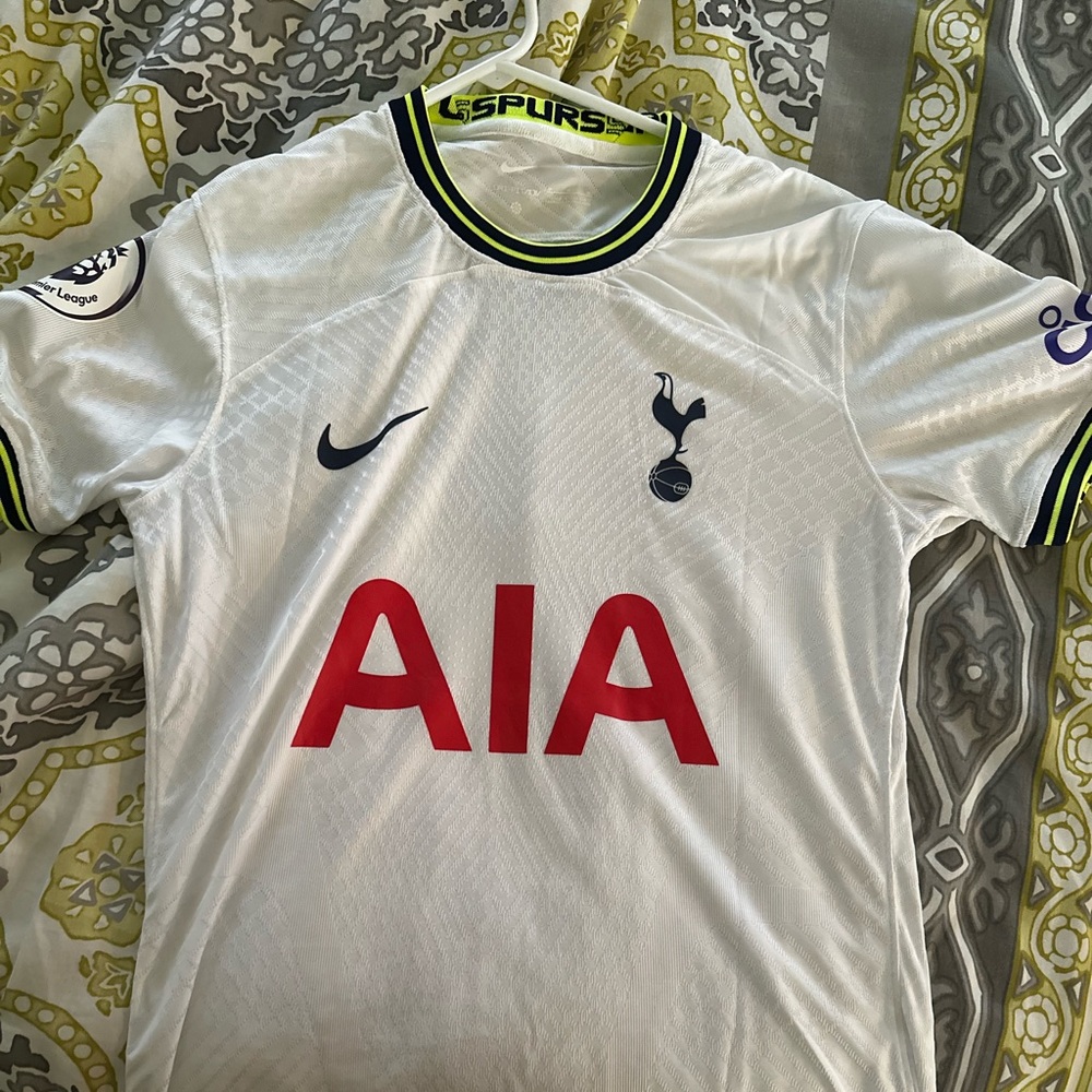 Tottenham Heung-min Son 2022-2023 Authentic Home Kit